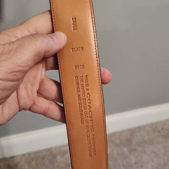 Vintage 90's Coach Brand Genuine Glove Tanned Leather Adjustable Unisex Belt, SM - Picture 9 of 11